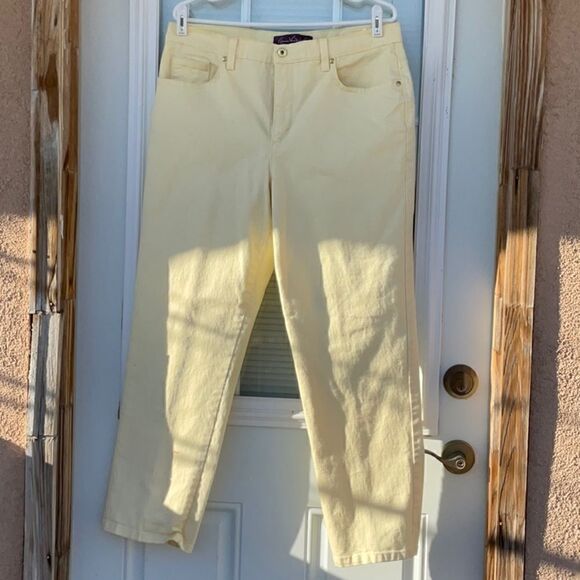 Take 50% OFF- Gloria  Vanderbilt Amanda Women's Jeans, Size-14 - Picture 1 of 10